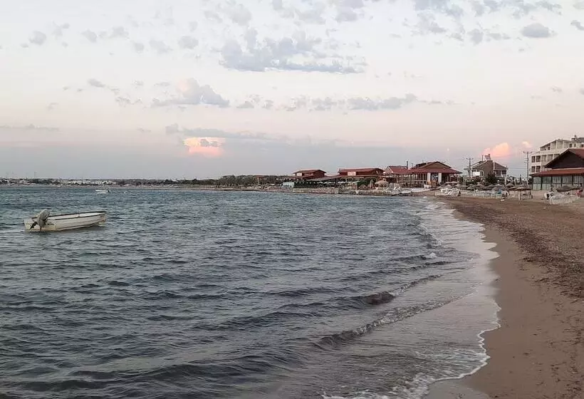Eksen Otel Geyikli