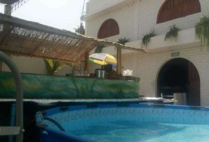 فندق فئة نجمة واحدة Planet.om