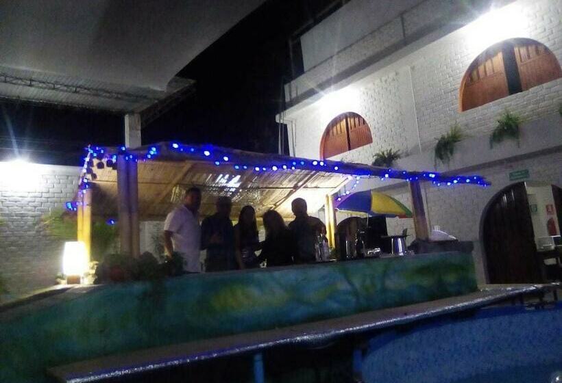 فندق فئة نجمة واحدة Planet.om