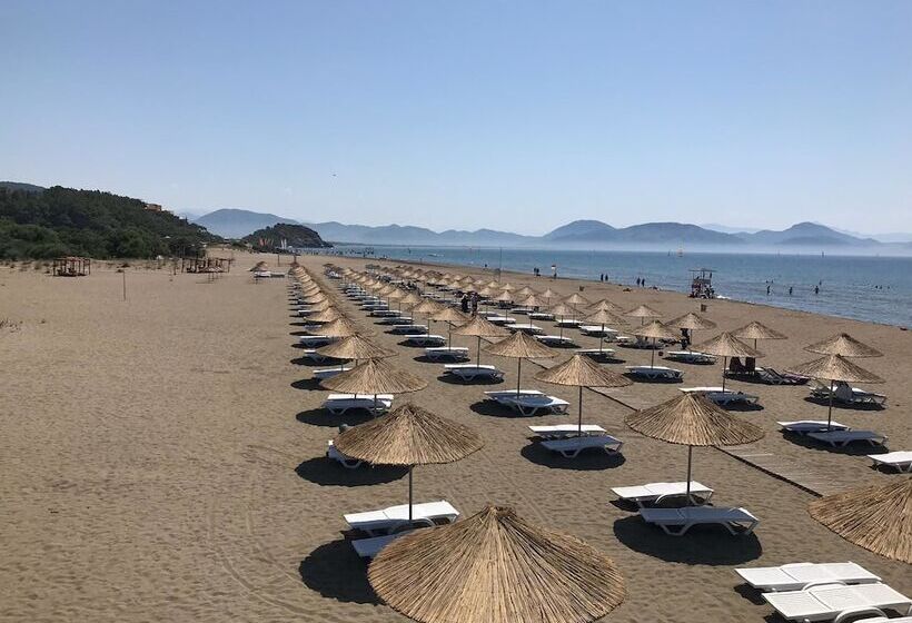 여관 Rivaesta Butik Hotel Adults Only