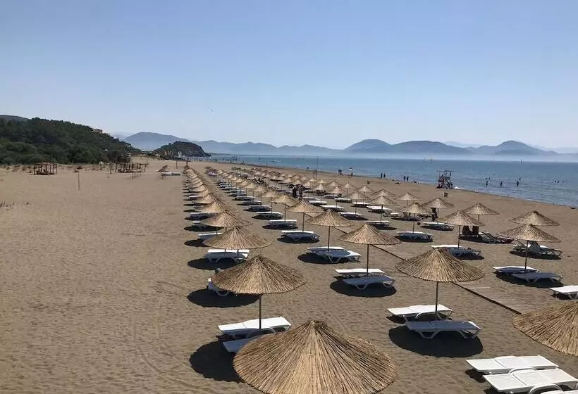 مسافرخانه Rivaesta Butik Hotel   Adults Only