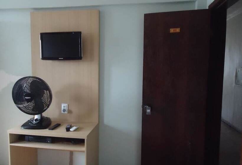 酒店 Center Palace