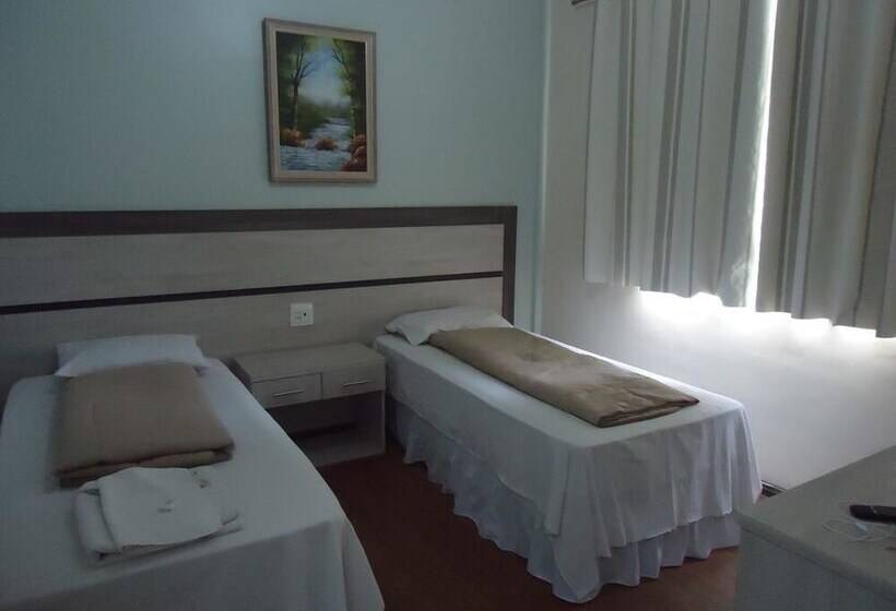 酒店 Center Palace