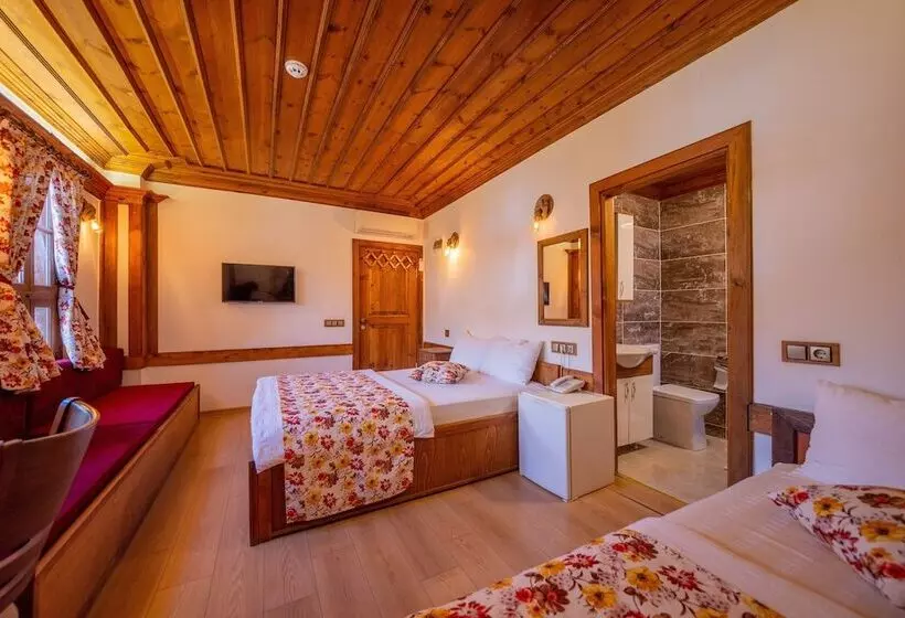 ホテル Cesmeli Konak Garden