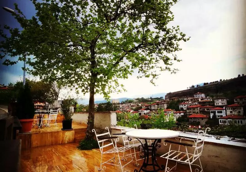 ホテル Cesmeli Konak Garden