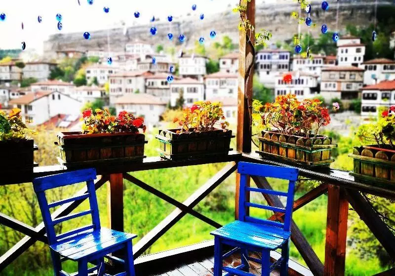 ホテル Cesmeli Konak Garden