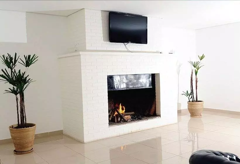 Otel Coroados