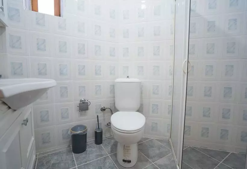 Hotel Dort Mevsim Evi
