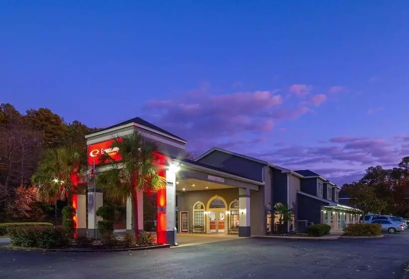 ホテル Econo Lodge Inn & Suites