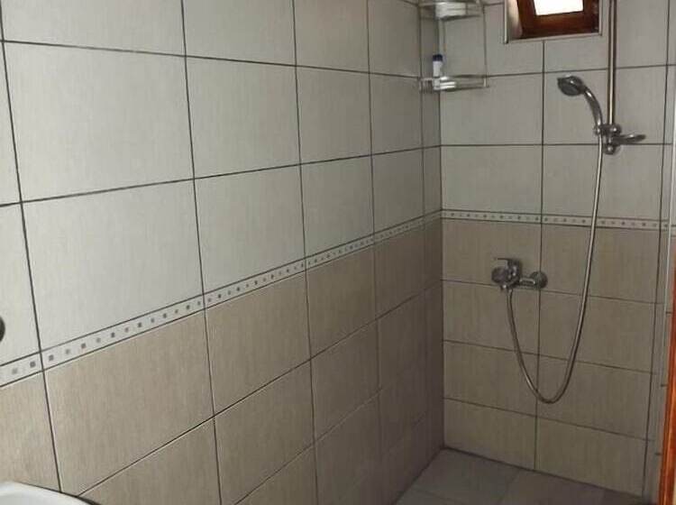 ホテル Fuatbeyler Konagi