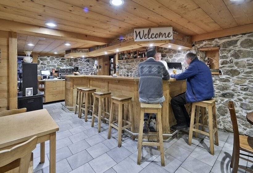 فندق Hôtel Restaurant Les Lilas