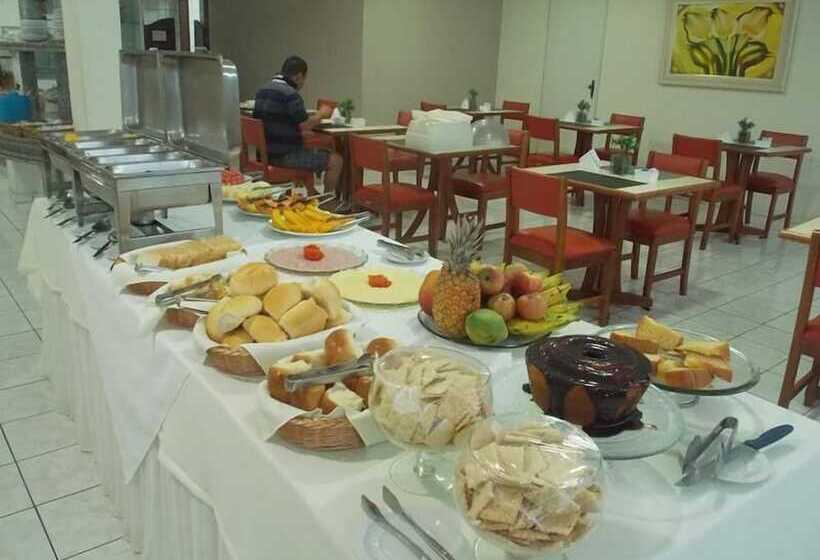 Отель Insinuante