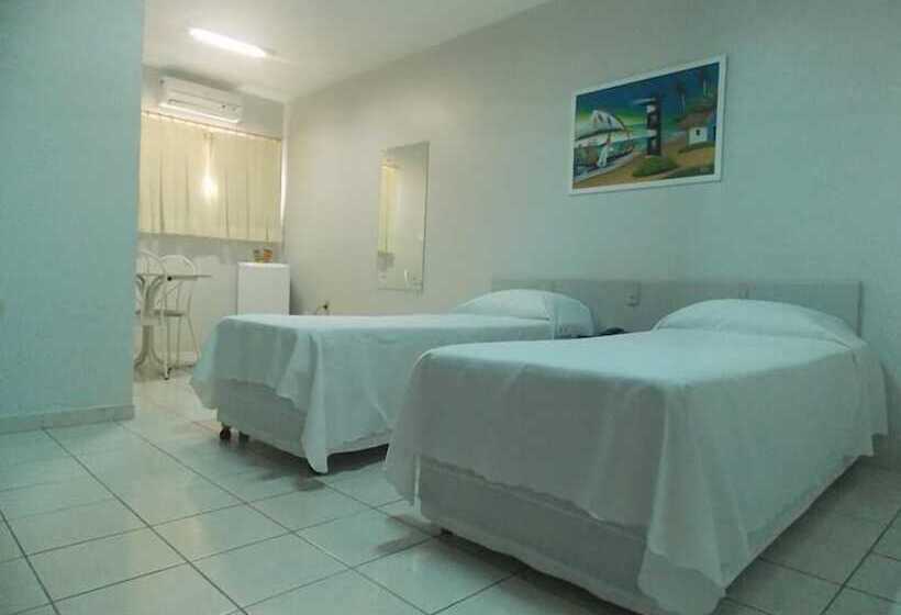 Отель Insinuante