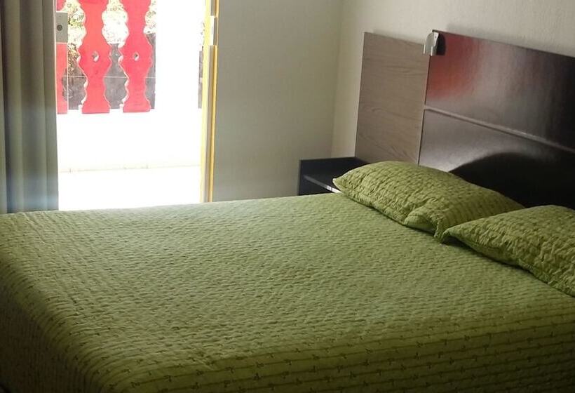 هتل Pousada Mazolas