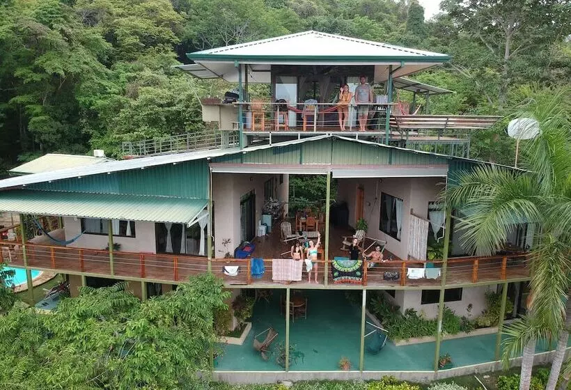 ホテル Santa Teresa Surf Vista Villas