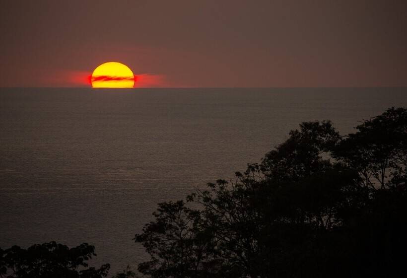 فندق Santa Teresa Surf Vista Villas