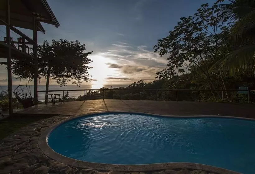 ホテル Santa Teresa Surf Vista Villas