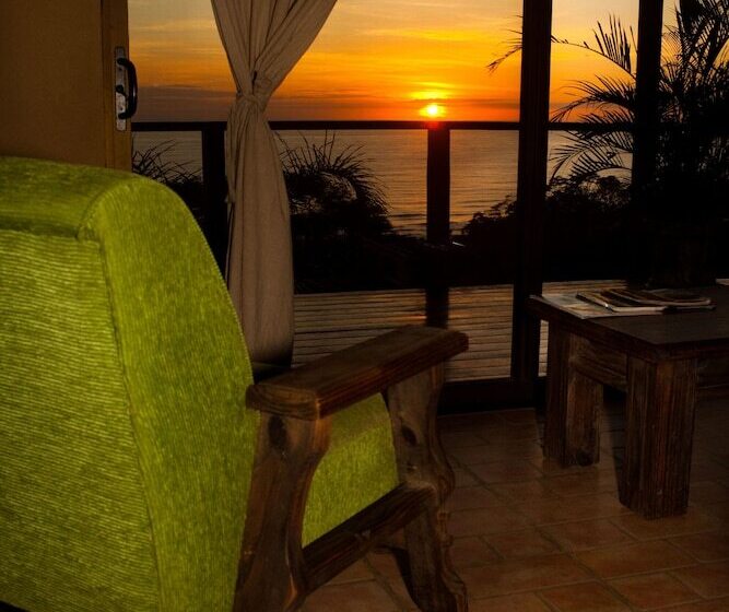 فندق Santa Teresa Surf Vista Villas