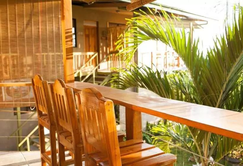 ホテル Santa Teresa Surf Vista Villas