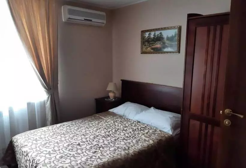 هتل Svir