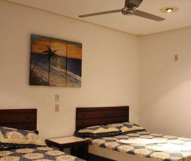 ホテル Teresita's Guests Rooms