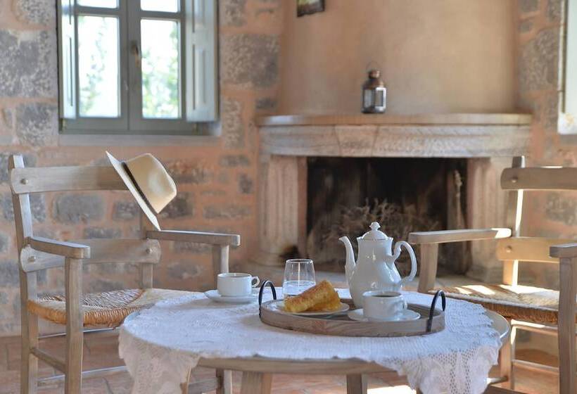 펜션 Akrolithi Guesthouse