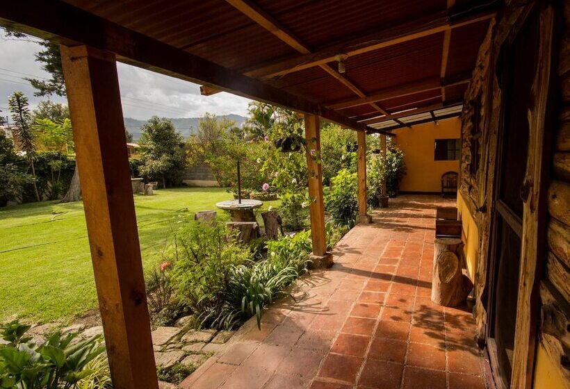 پانسیون Casa Mirella