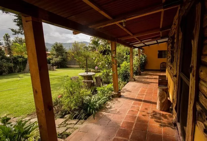 پانسیون Casa Mirella