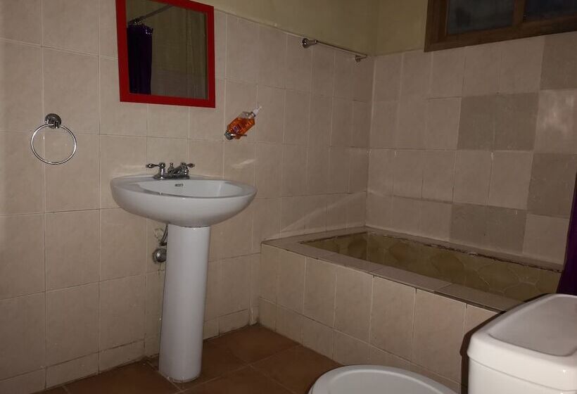 پانسیون Casa Mirella