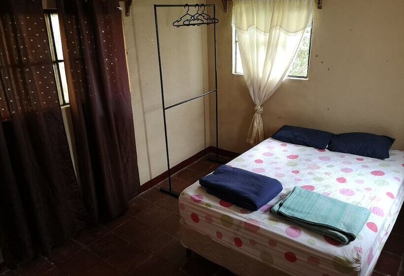 پانسیون Casa Mirella