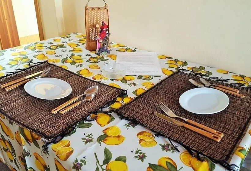 پانسیون Golden Shell Residence