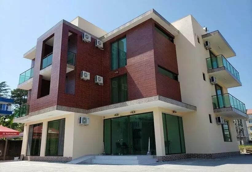 پانسیون Mia Guest House