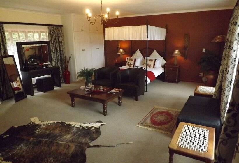 펜션 Thatchings Guest House