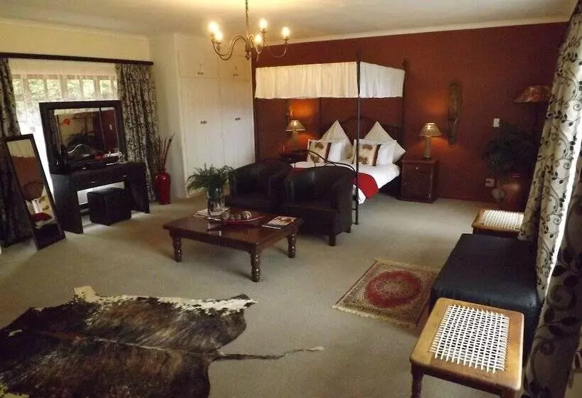 Majatalo Thatchings Guest House