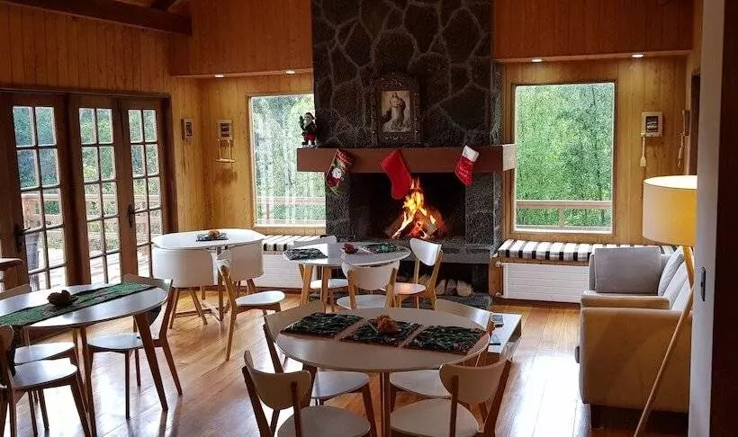 تختخواب و صبحانه Bambulodge