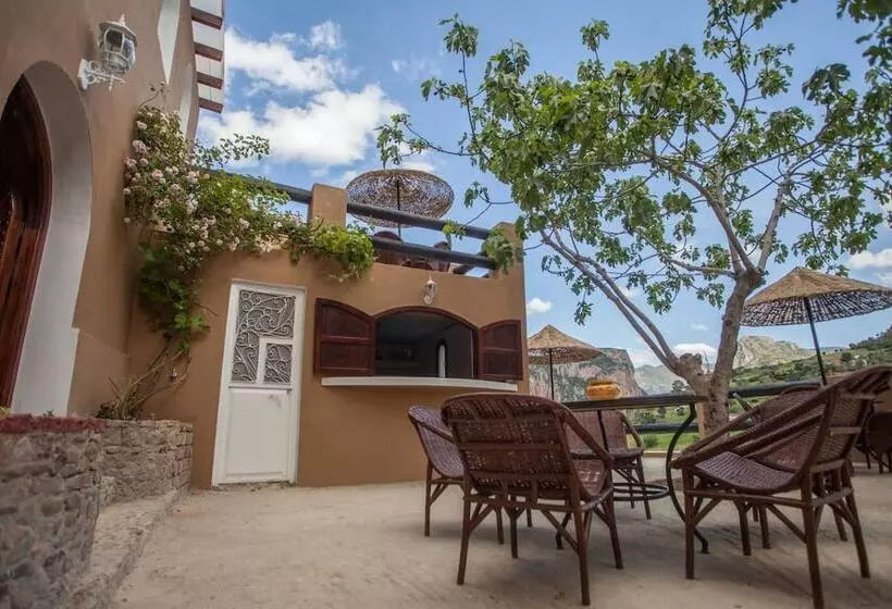 Gite Café Rueda   Hostel