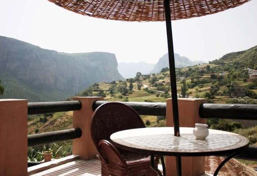 Gite Café Rueda Hostel