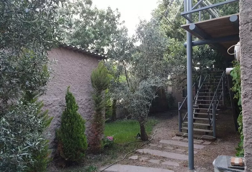 Hotelli Assos Batik Iskele Beach