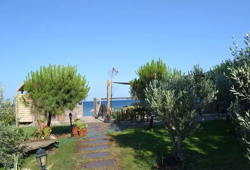 Hotelli Assos Batik Iskele Beach