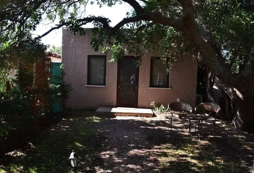 Hotelli Assos Batik Iskele Beach