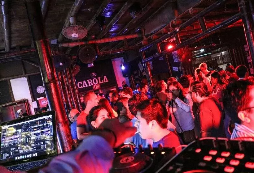 هتل Carola Lodge
