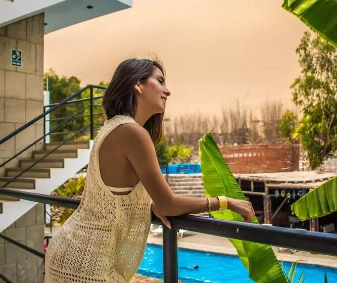 هتل Carola Lodge