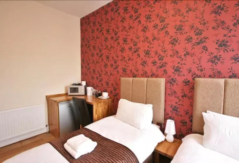 Hotelli Central Studios Gloucester Place