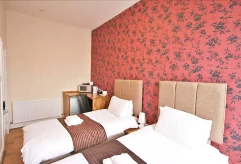 Hotelli Central Studios Gloucester Place