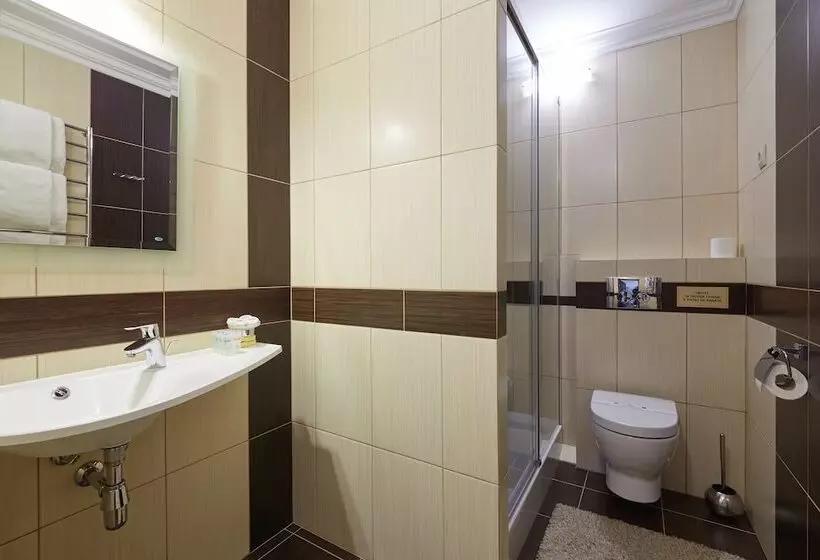 Hotelli Graal Resort