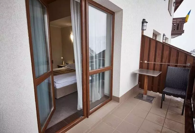 Hotelli Graal Resort