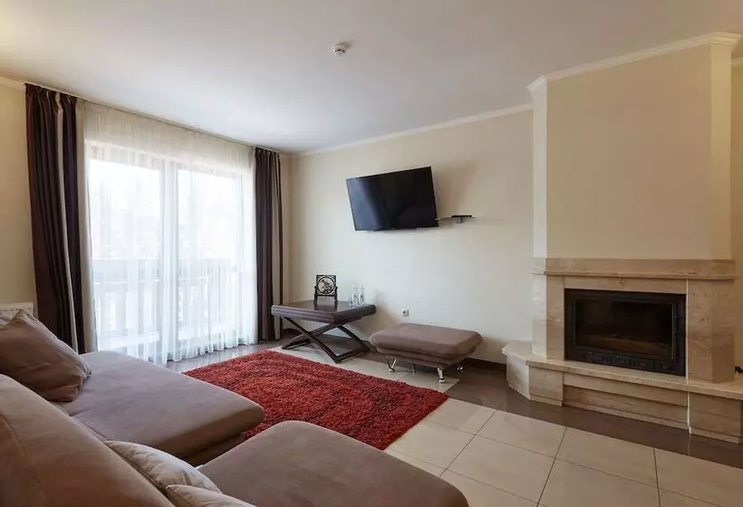 Hotelli Graal Resort