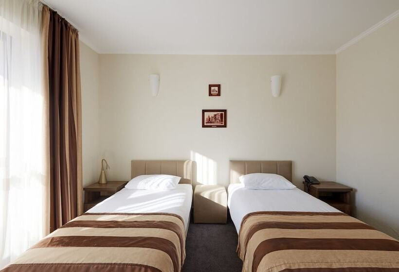 فندق Graal Resort