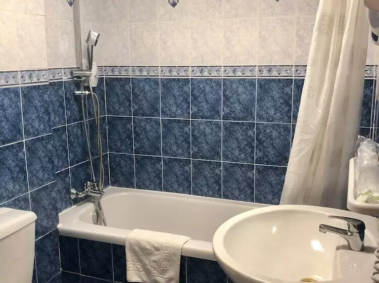 ホテル Hôtel Du Levant