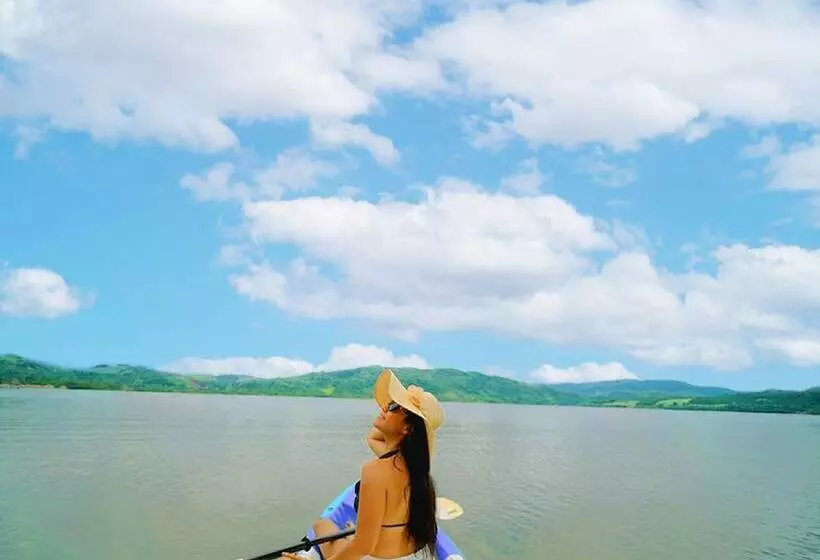 Laguna Azul Hotel & Suites